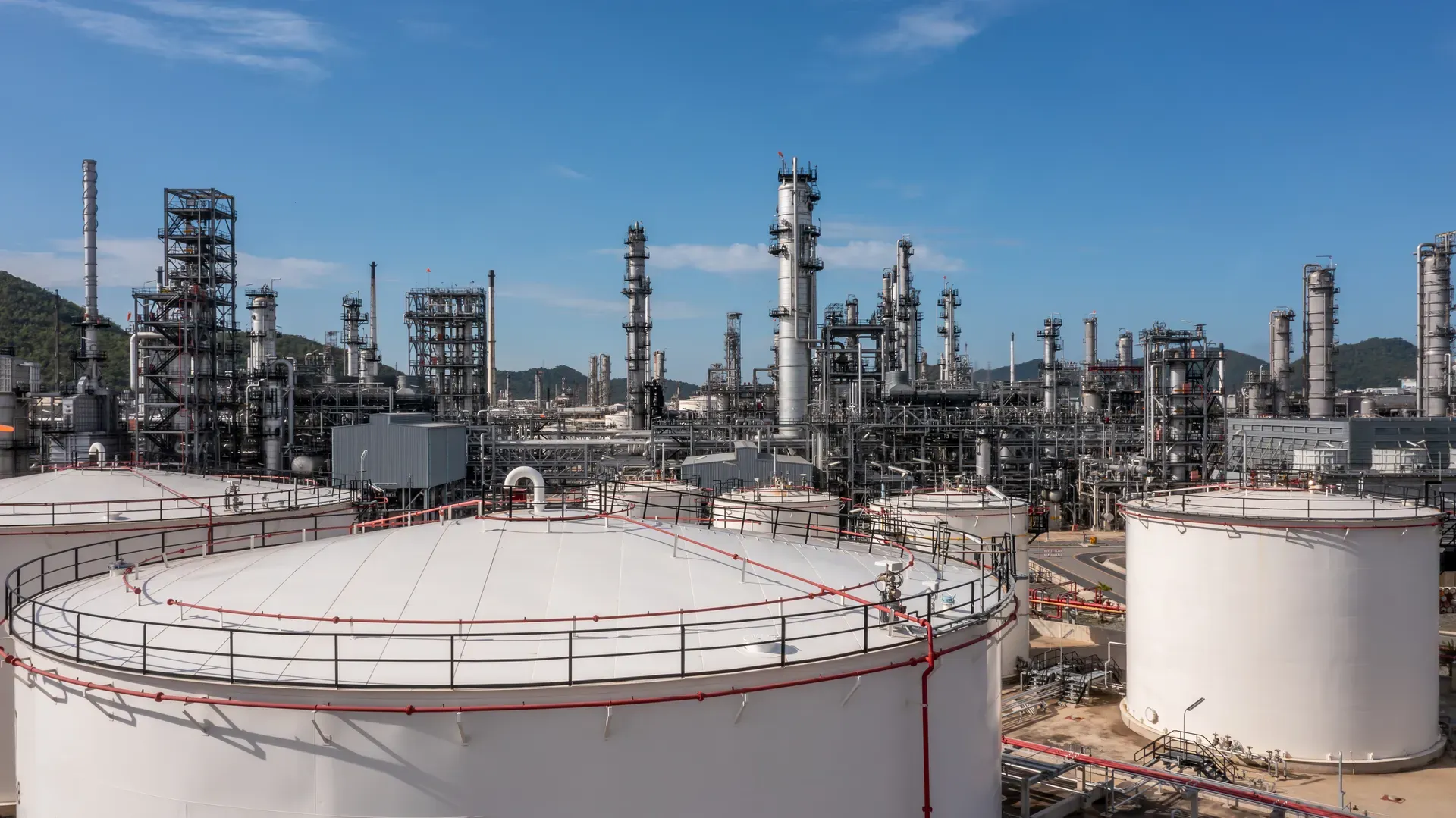 Storage tanks and processing equipment at Khorfakkan